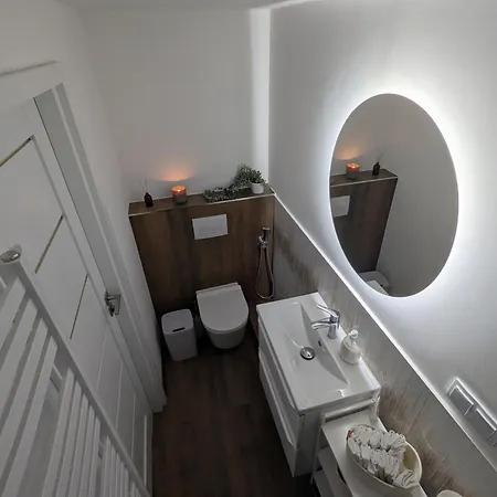 Przyplywy - Typu W Zielonej Dzielnicy Gdanska * 格但斯克